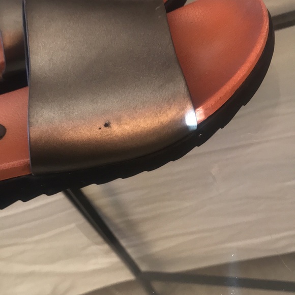 Seven pewter leather slides in good used condition size 7 - Picture 7 of 8